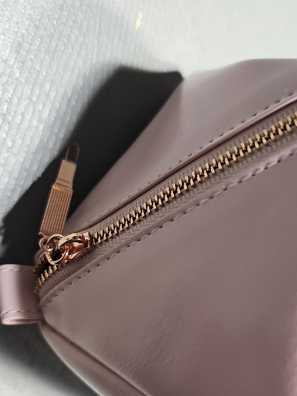 Charlotte Tilbury NWOT Pillow Talk Cosmetics Bag / Nordstrom - Picture 7 of 12